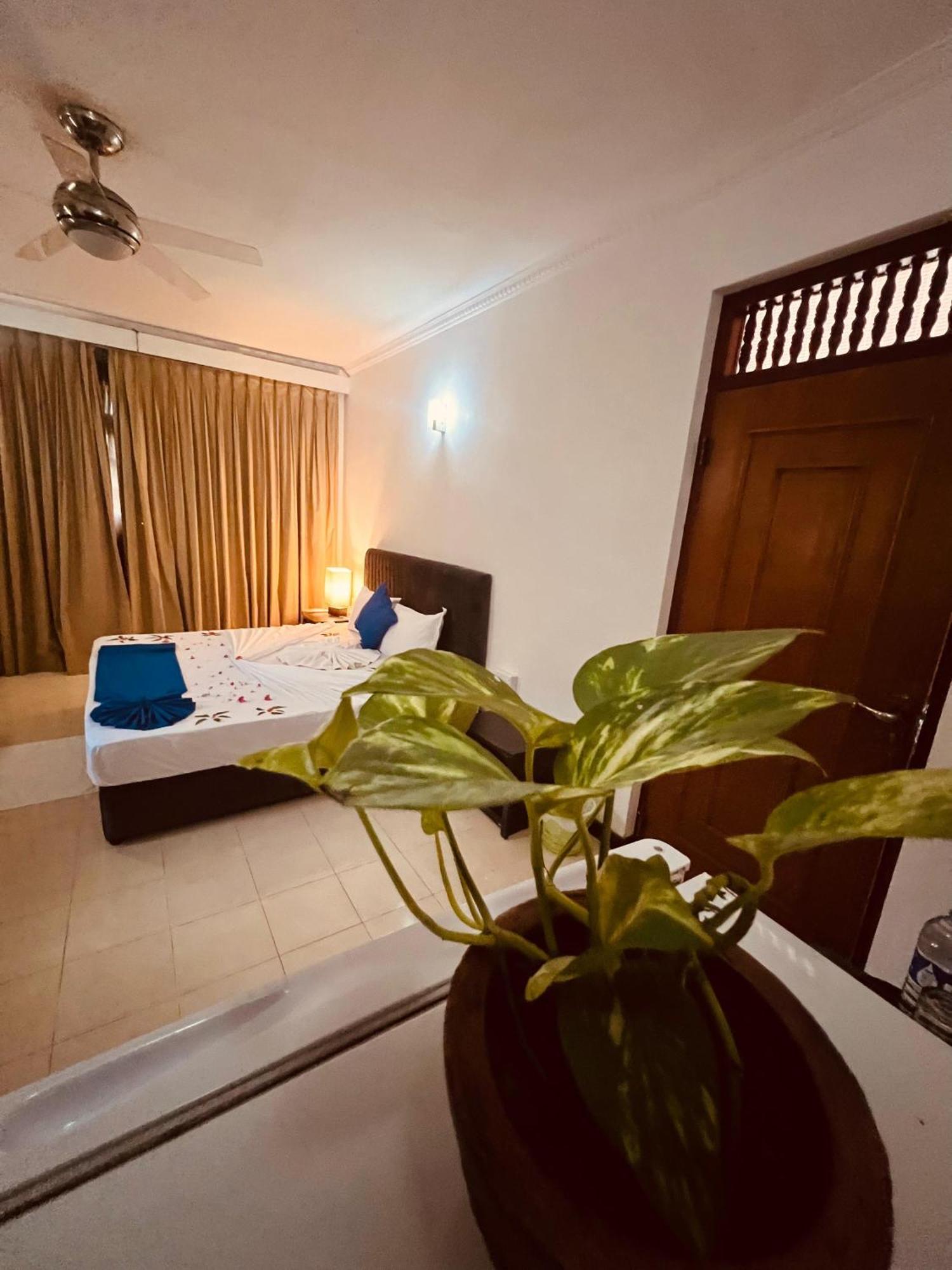 נגומבו Ocean Beauty Guest House מראה חיצוני תמונה